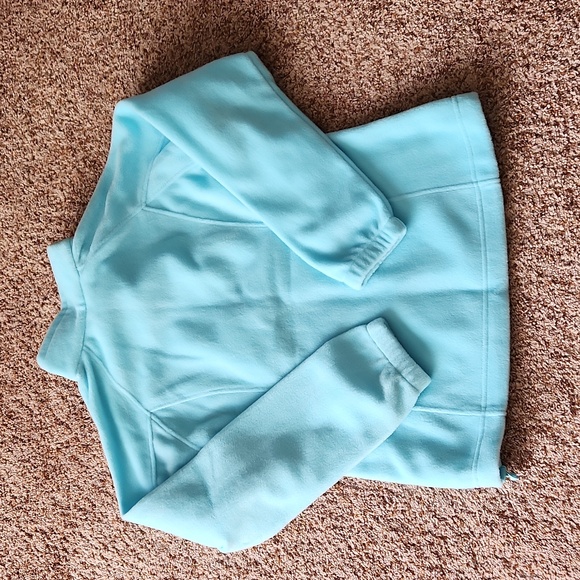New (No Tags) Women's Columbia Fleece, Full Zip - Picture 2 of 3